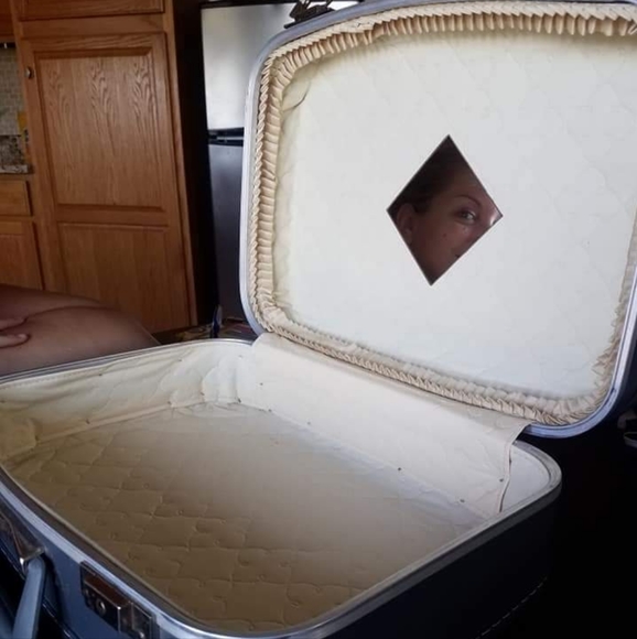 Vintage Fingerhut Luggage Small Case - Picture 3 of 10